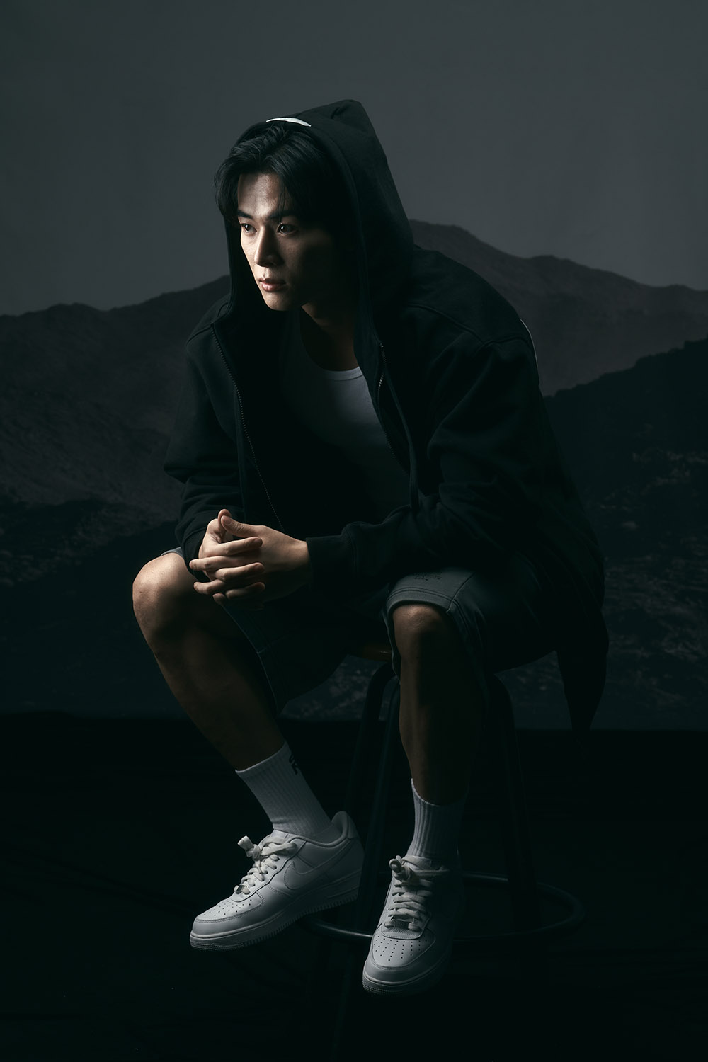 시그니처 러버 후디 집업